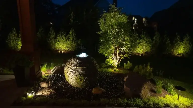 How to Manage Landscape Lighting Glare Issues: Expert Guide